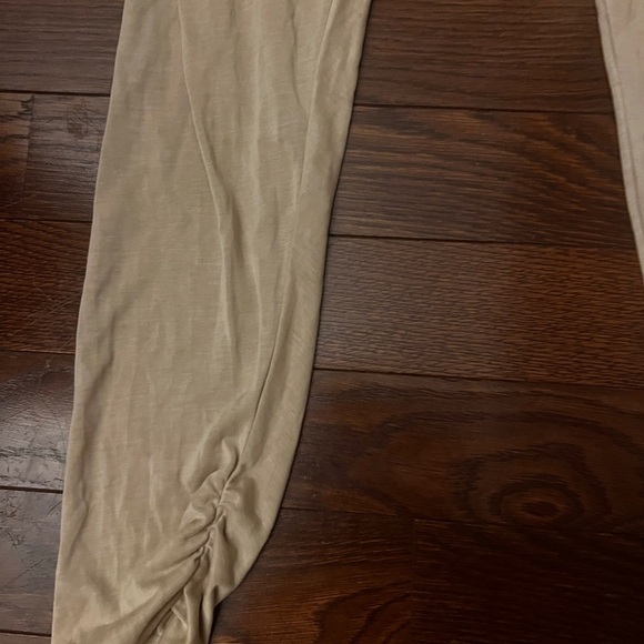 Brandy Melville Beige Fabric - Picture 9 of 12
